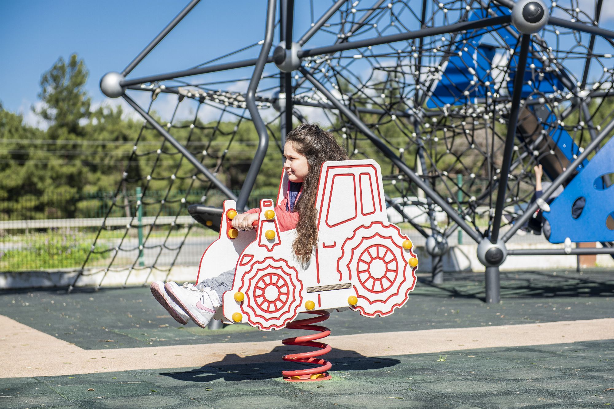 Yaylı Oyuncaklar ve Zıp Zıplar