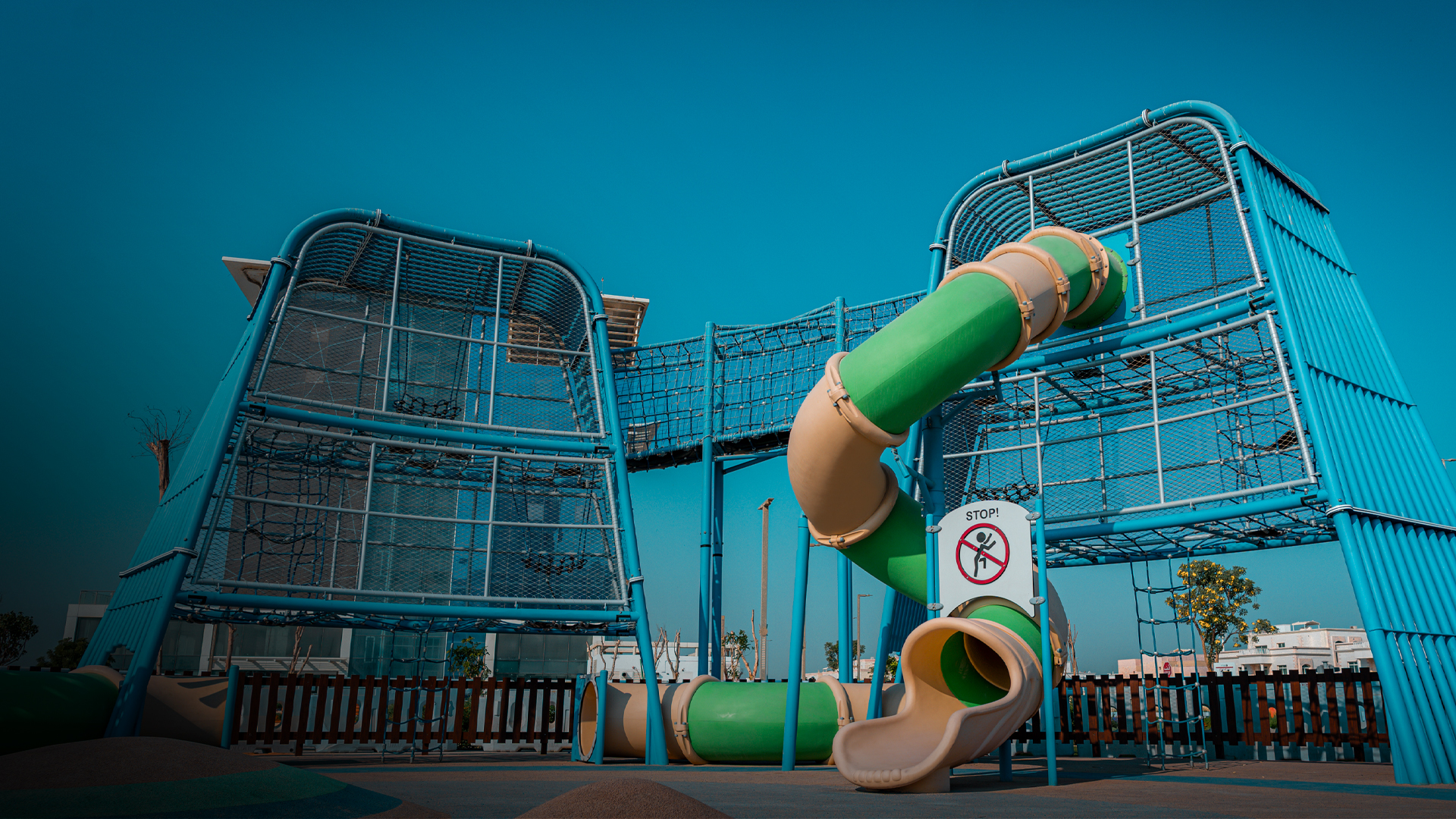 Abu Dhabi Projesini Keşfet !